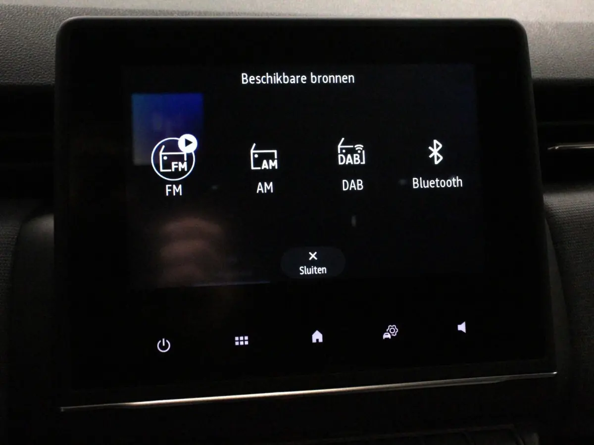 1.6 HEV Intense Automaat DEMO Navigatie Apple Carplay/Android Auto Camera Climate Control Cruise Control Lichtmetalen velgen Extra Getint Glas Digitale Cockpit