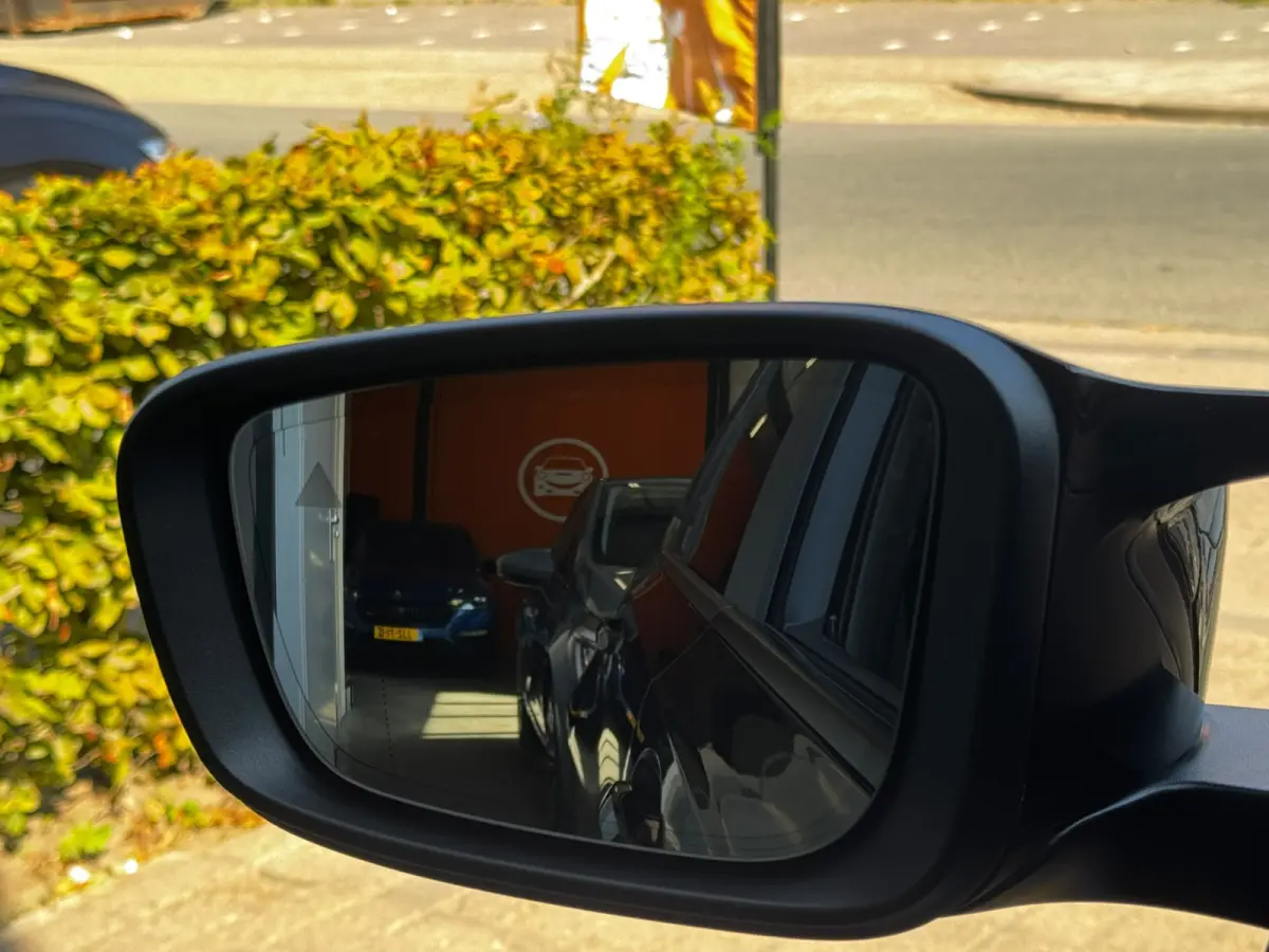 330E 292PK M-Sport Shadow Dode-Hoek Camera