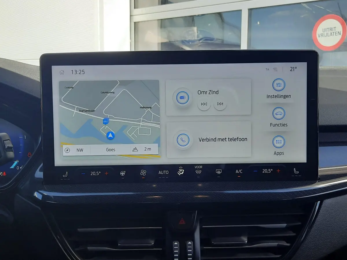1.0 EcoBoost Hybrid ST Line X Trekhaak | Elektrische achterklep | Adaptief cruisecontrol | AGR Stoelen | Sync 4 Systeem