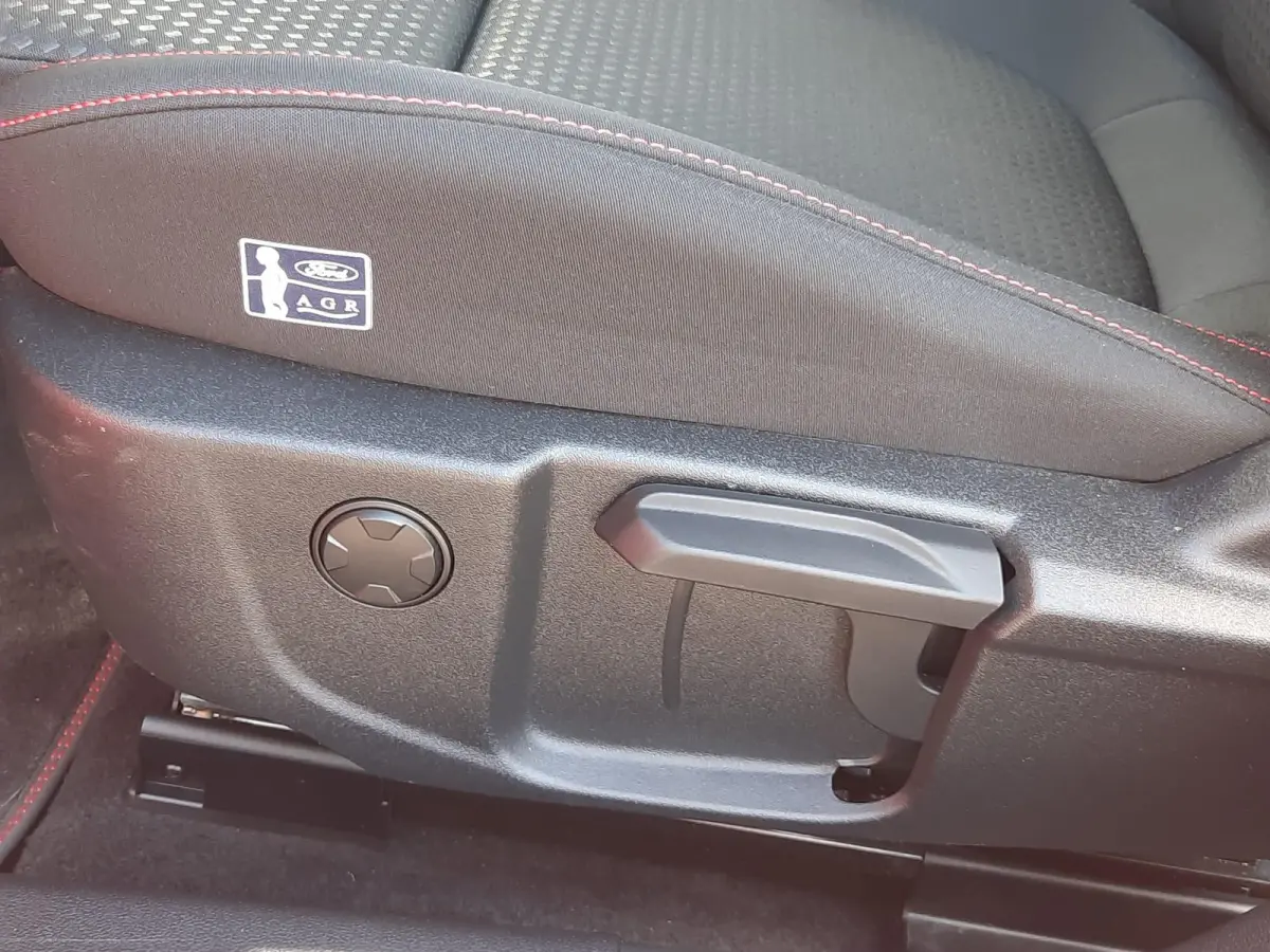 1.0 EcoBoost Hybrid ST Line X Trekhaak | Elektrische achterklep | Adaptief cruisecontrol | AGR Stoelen | Sync 4 Systeem