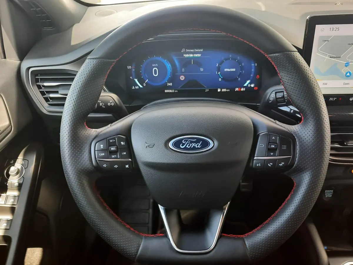 1.0 EcoBoost Hybrid ST Line X Trekhaak | Elektrische achterklep | Adaptief cruisecontrol | AGR Stoelen | Sync 4 Systeem