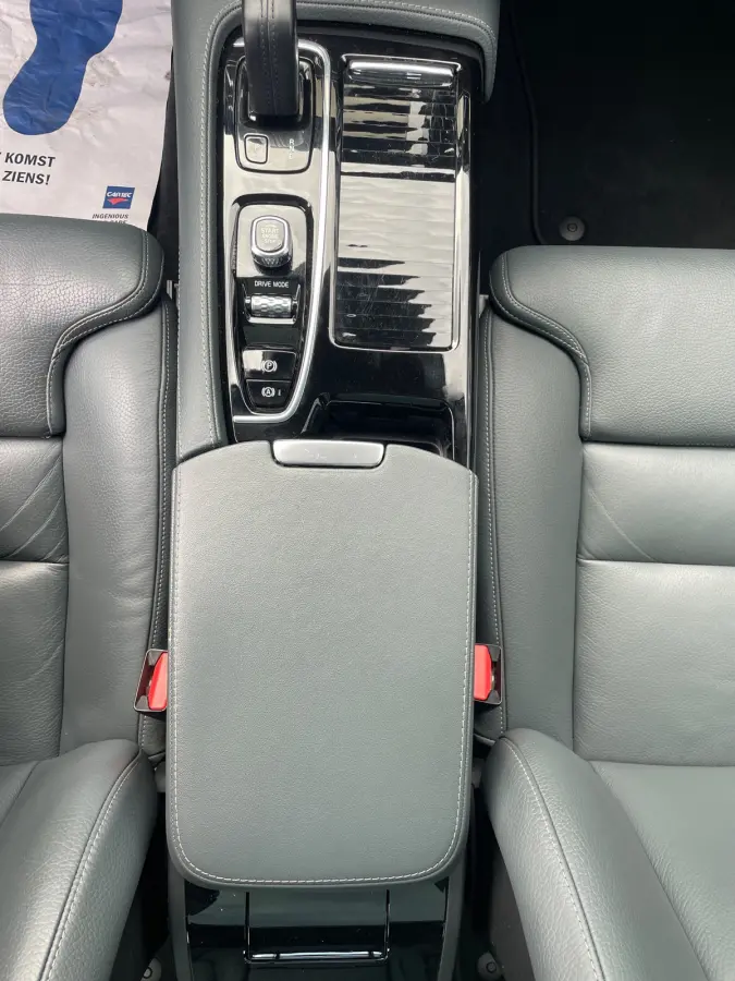 2.0 T6 AWD Business Pro