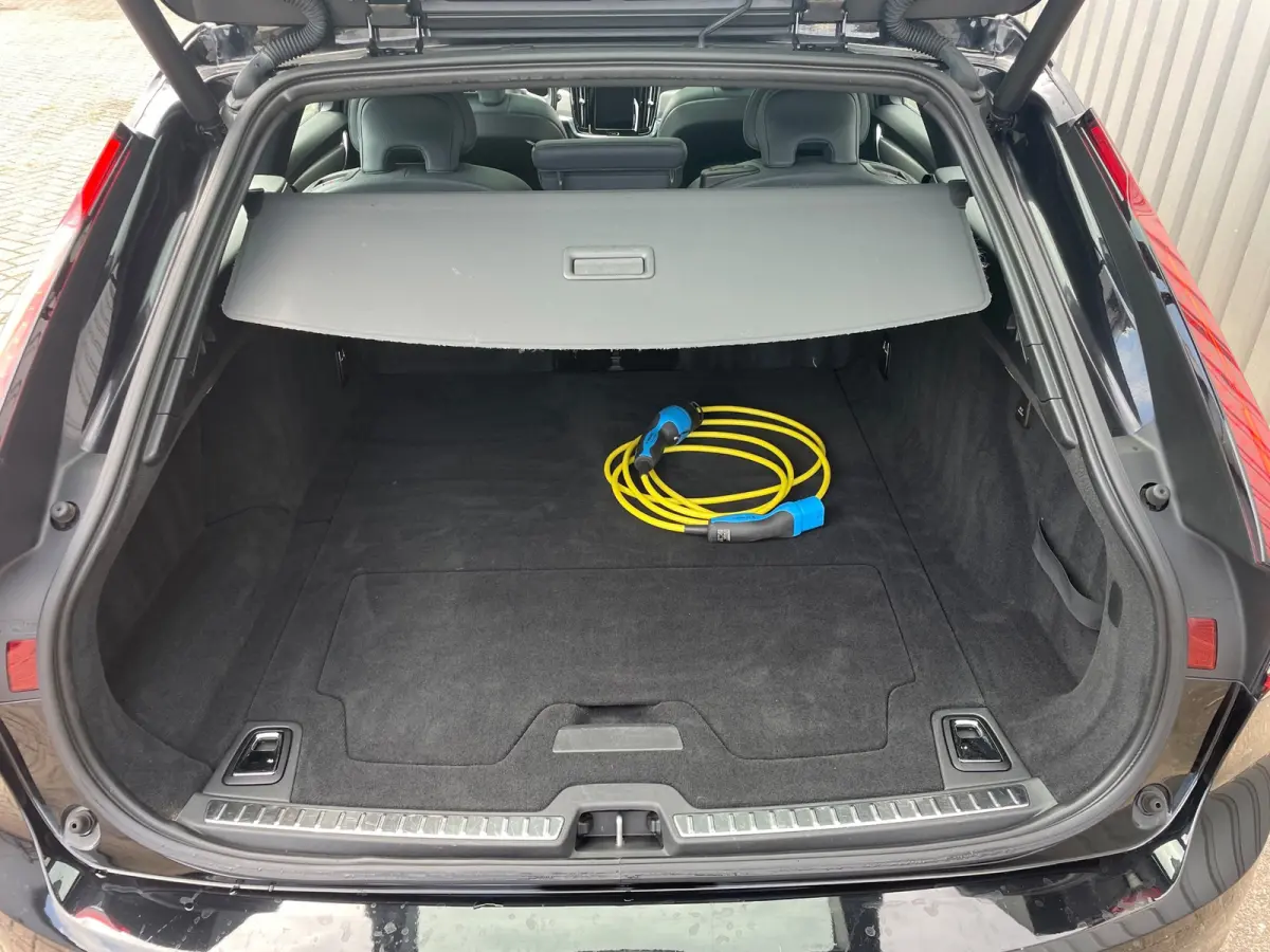 2.0 T6 AWD Business Pro