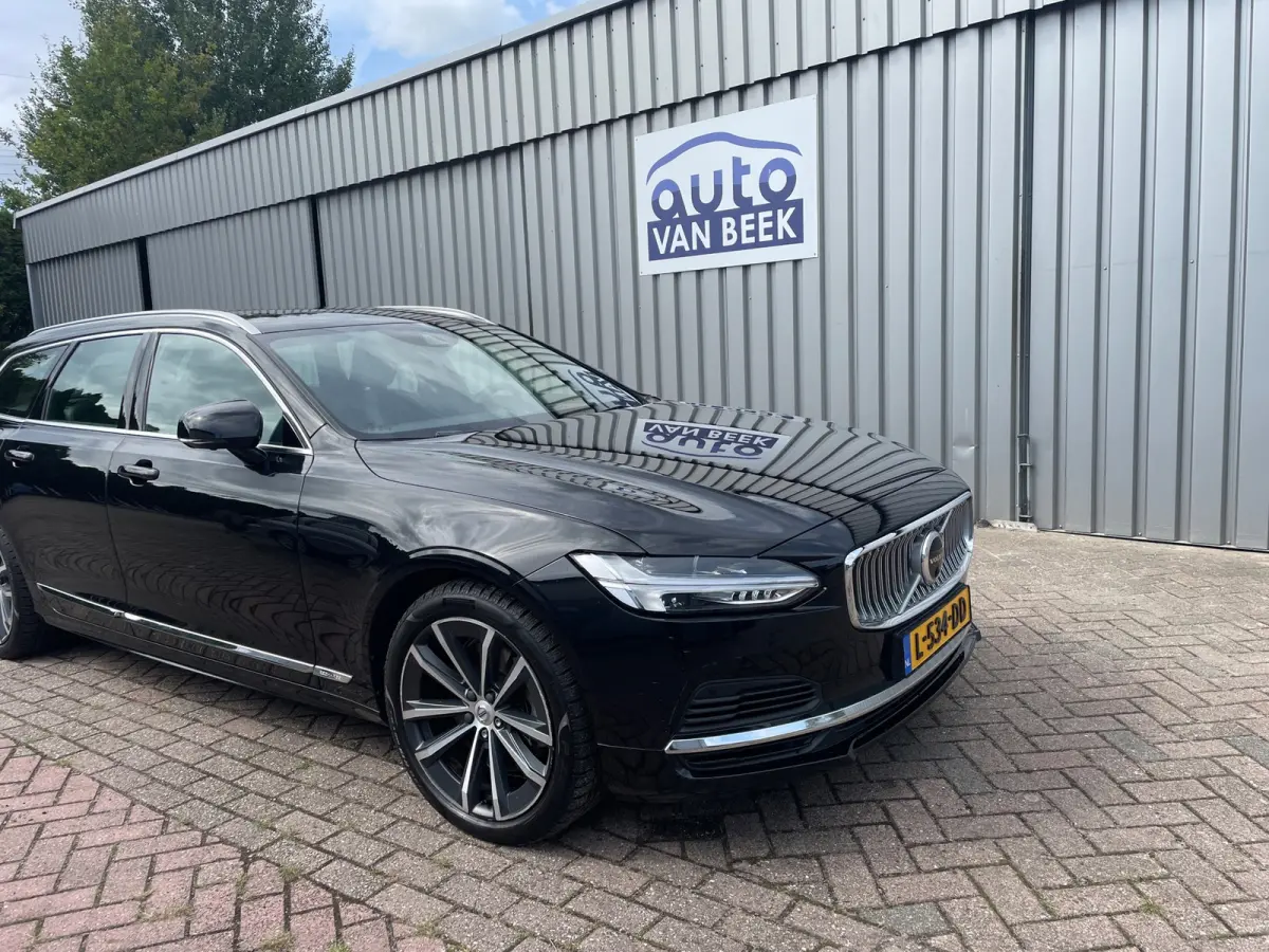 2.0 T6 AWD Business Pro
