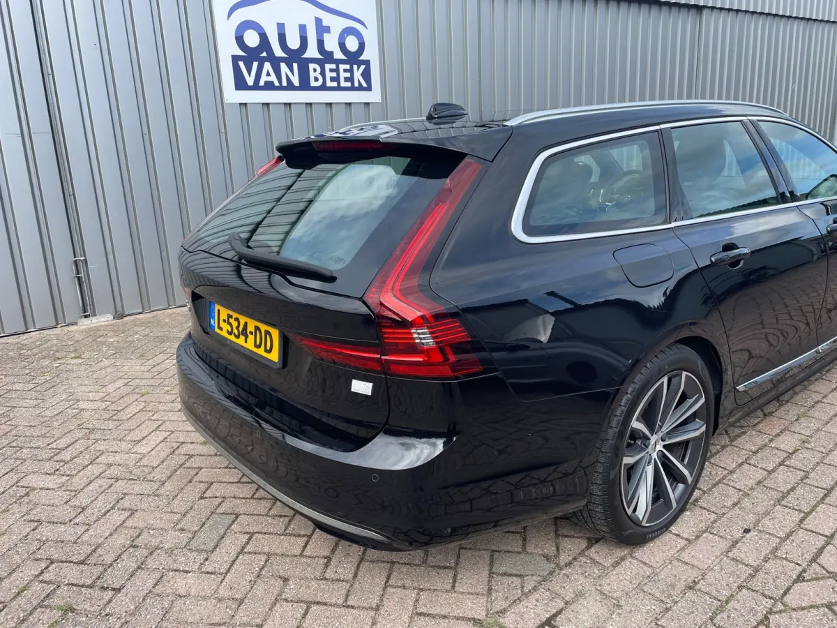 2.0 T6 AWD Business Pro