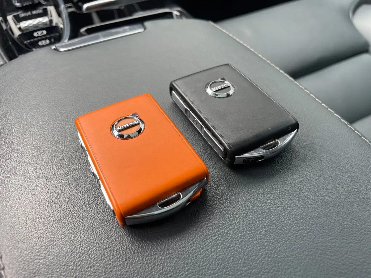 2.0 T6 AWD Business Pro