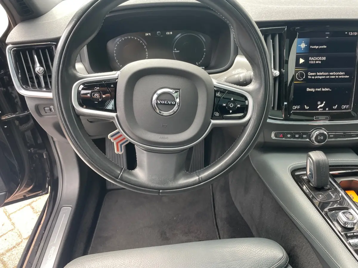 2.0 T6 AWD Business Pro