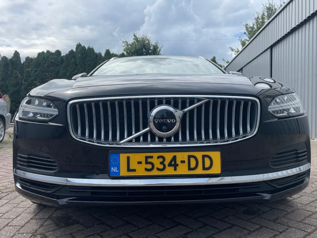 2.0 T6 AWD Business Pro