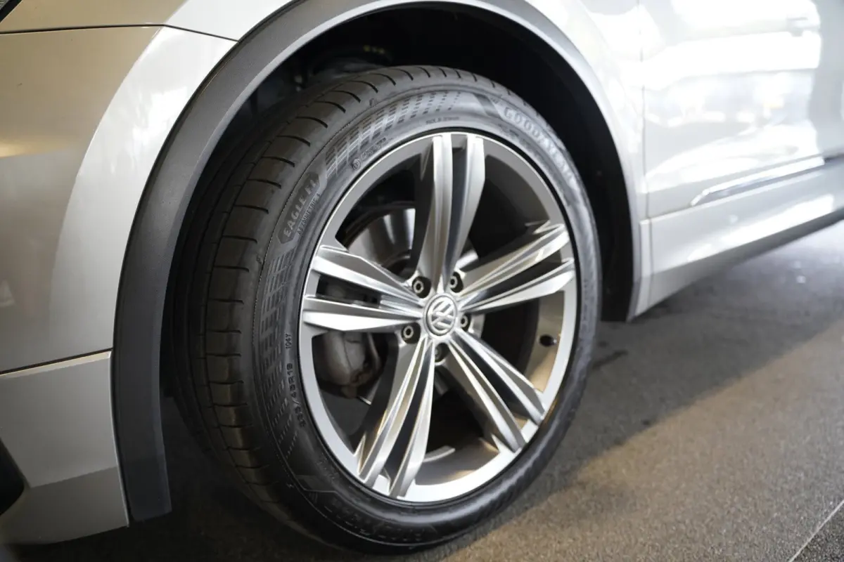 1.5 TSI 150pk DSG R-line Navi Leder PDC