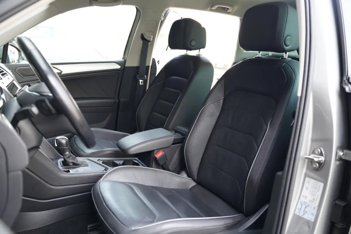 1.5 TSI 150pk DSG R-line Navi Leder PDC