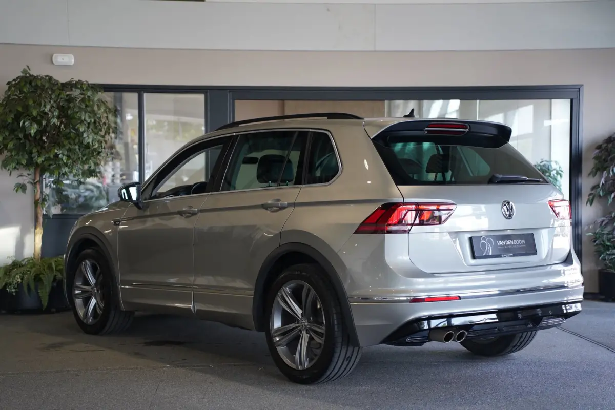 1.5 TSI 150pk DSG R-line Navi Leder PDC