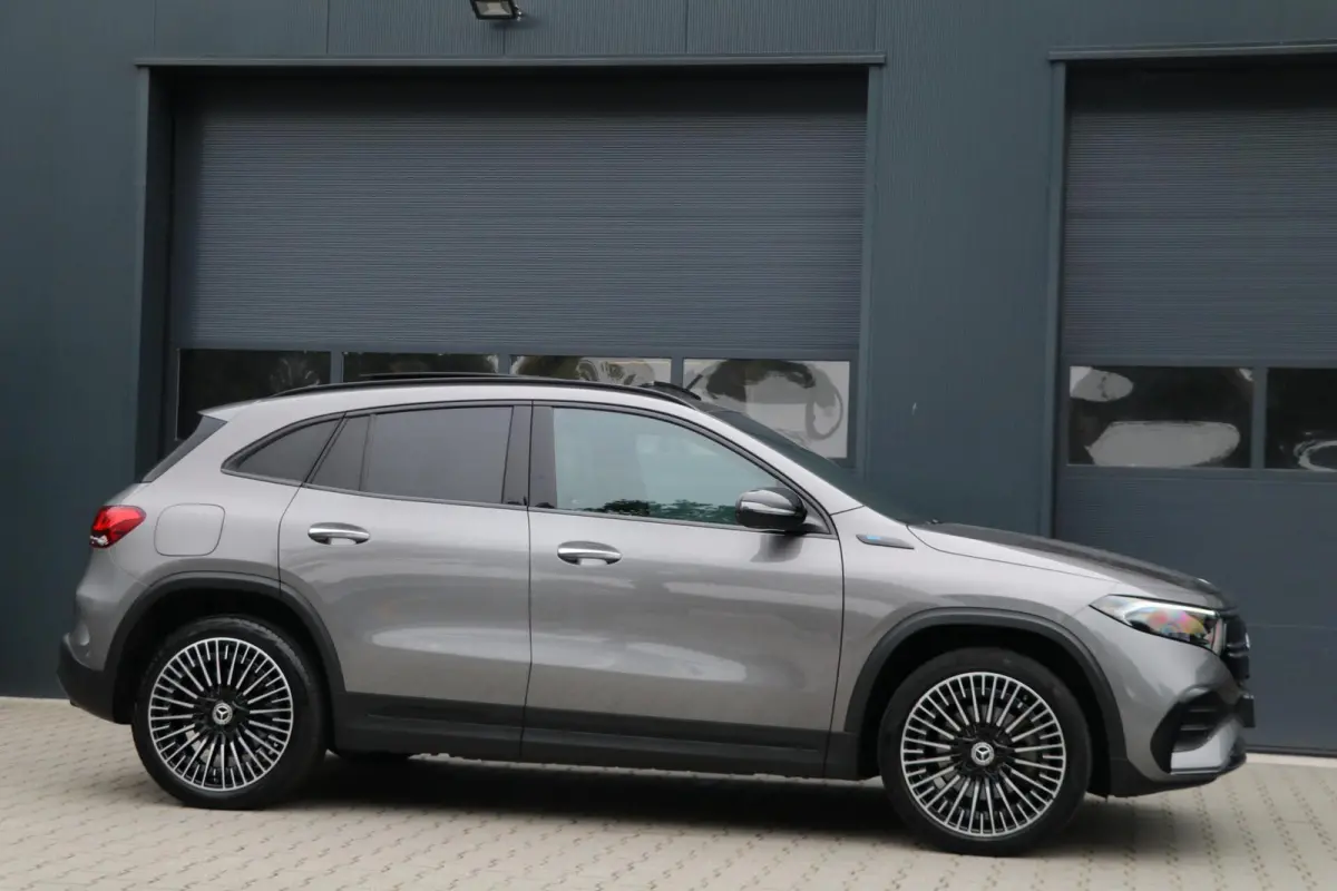 350 4MATIC AMG Line 67 kWh Panodak Headup Trekhaak 360View Widescreen Sfeerverlicht 1800KG Trekgewicht 96000KM BJ2022