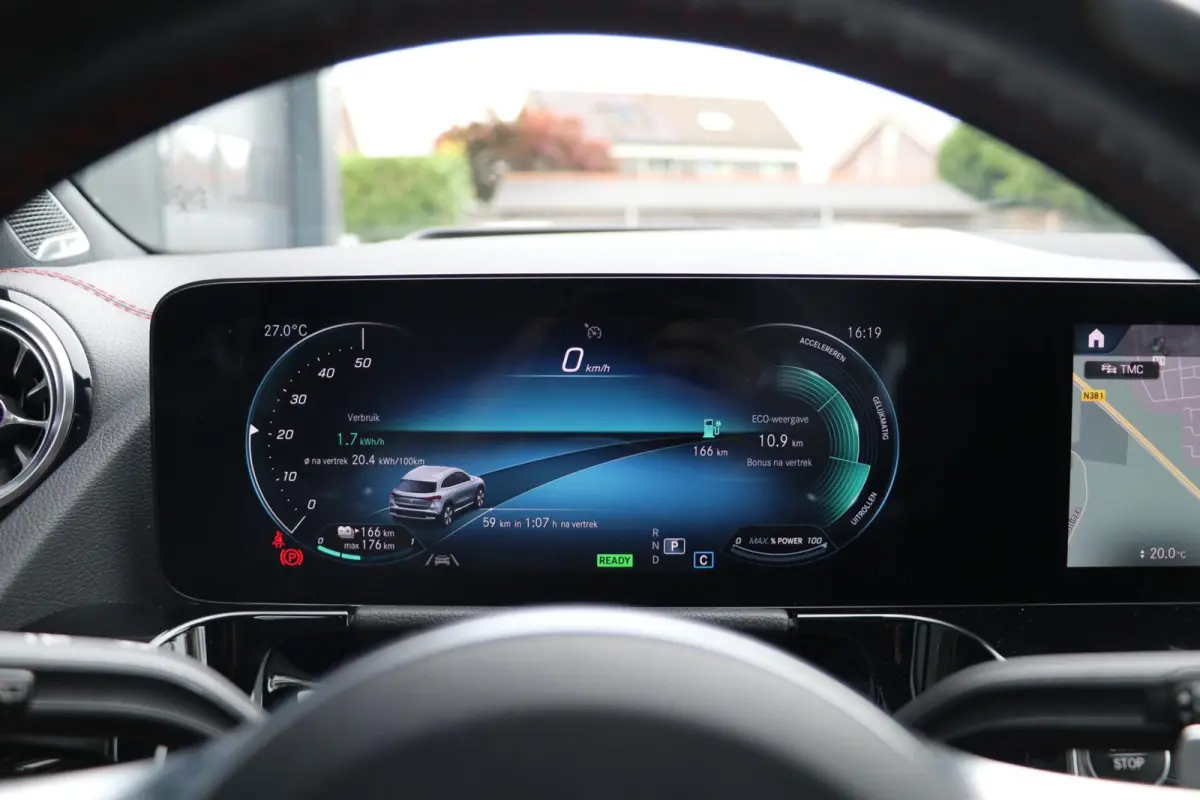 350 4MATIC AMG Line 67 kWh Panodak Headup Trekhaak 360View Widescreen Sfeerverlicht 1800KG Trekgewicht 96000KM BJ2022