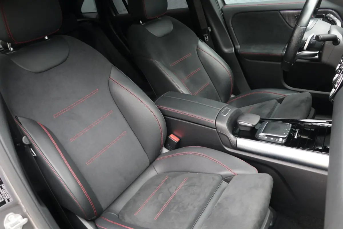 350 4MATIC AMG Line 67 kWh Panodak Headup Trekhaak 360View Widescreen Sfeerverlicht 1800KG Trekgewicht 96000KM BJ2022