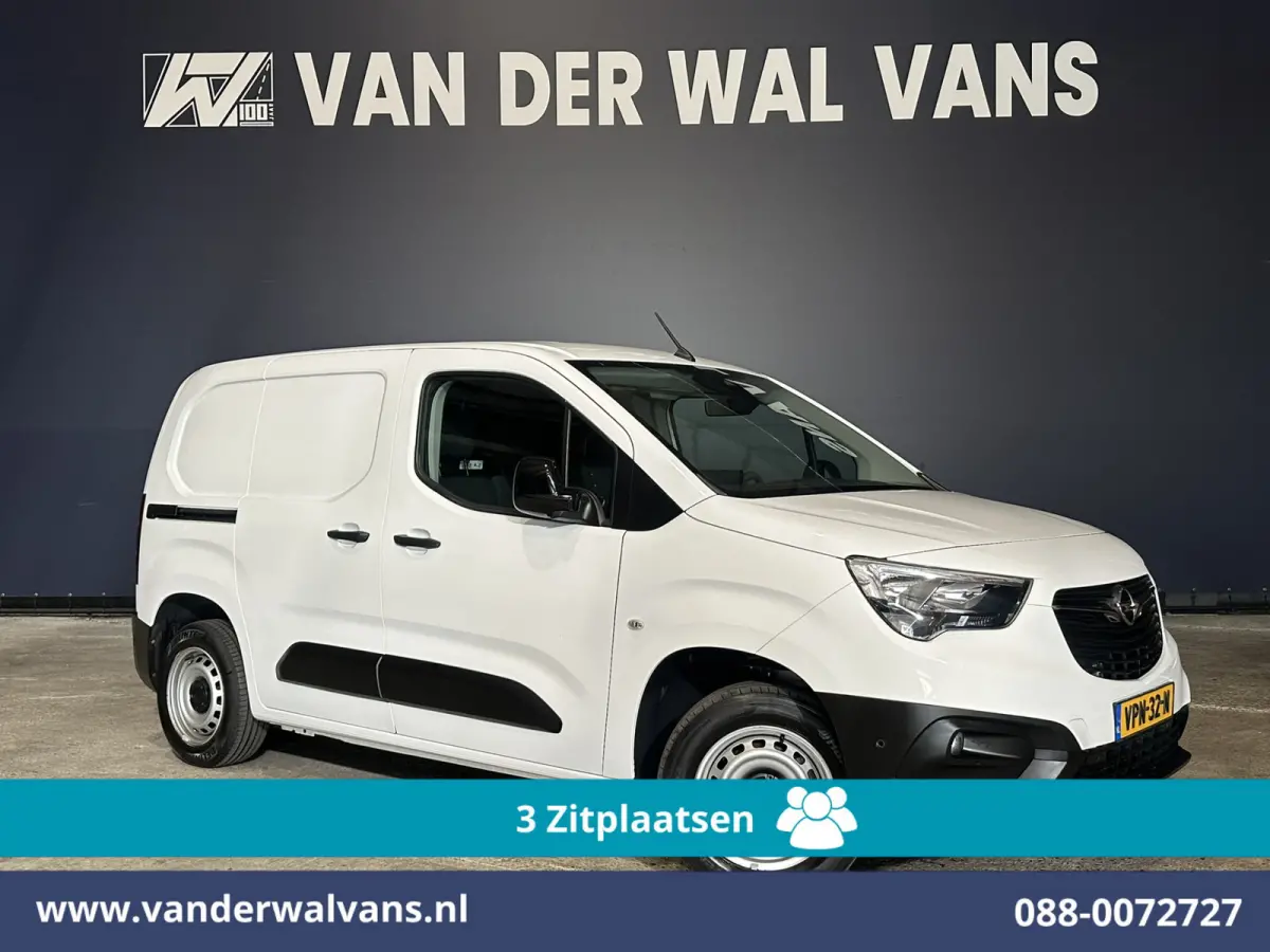 1.5D 102pk L1H1 Euro6 Airco | 3-Zits | Camera | Navigatie | Apple Carplay | 1500kg Trekhaak | Cruisecontrol Android Auto, Parkeersensoren, Bijrijdersbank