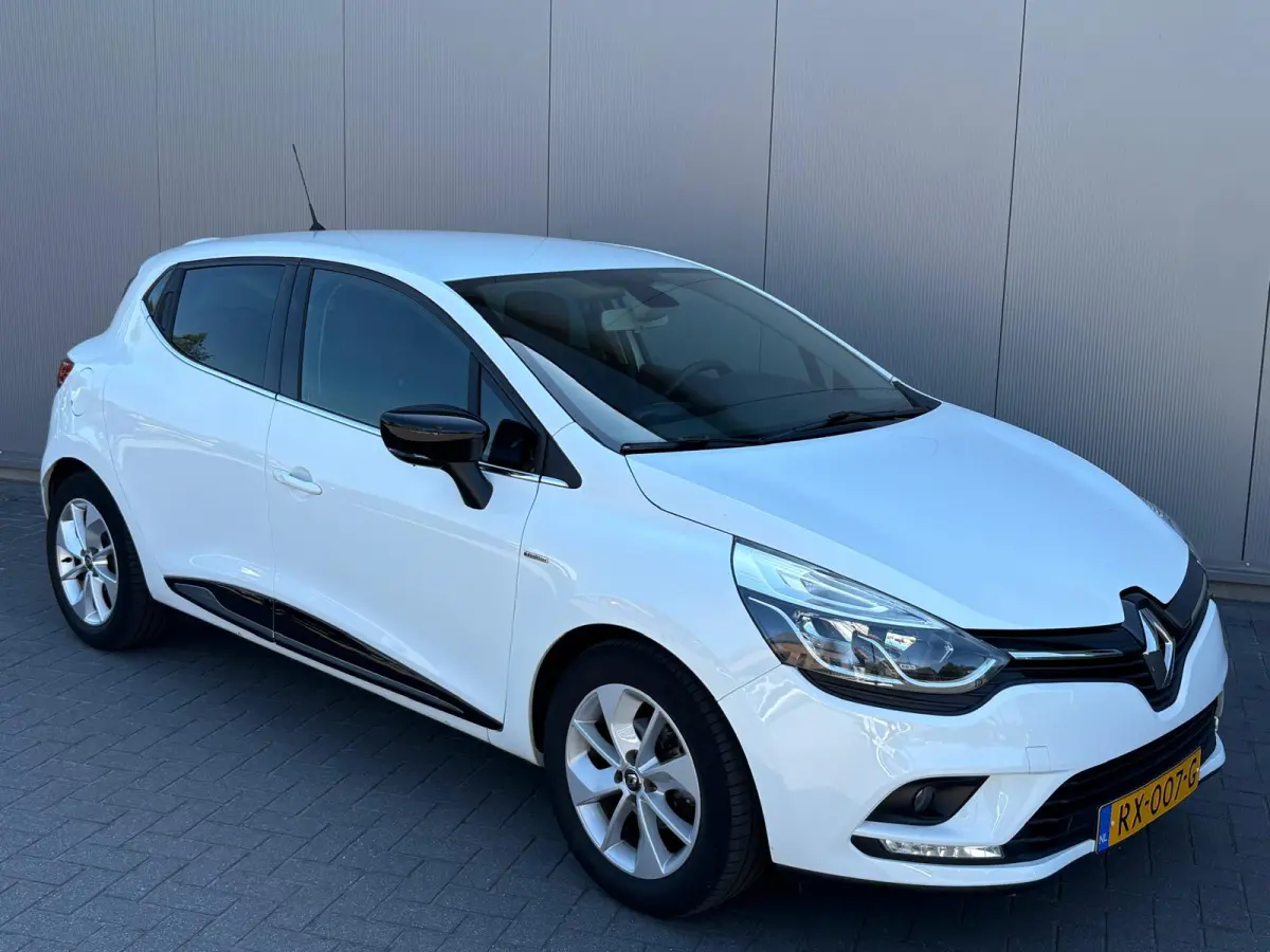 0.9 TCe Limited Navigatie/Bluetooth/Parkeerhulp/Cruise-control