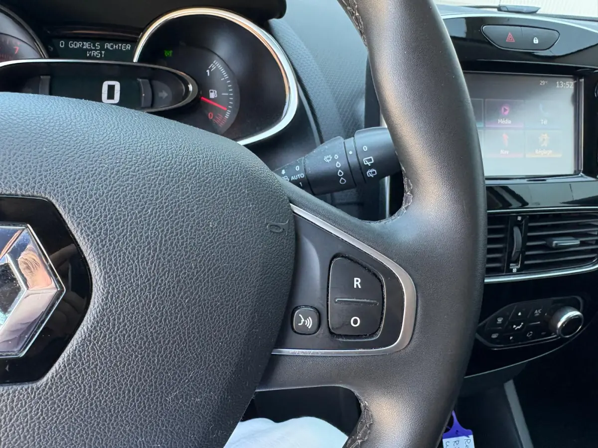 0.9 TCe Limited Navigatie/Bluetooth/Parkeerhulp/Cruise-control