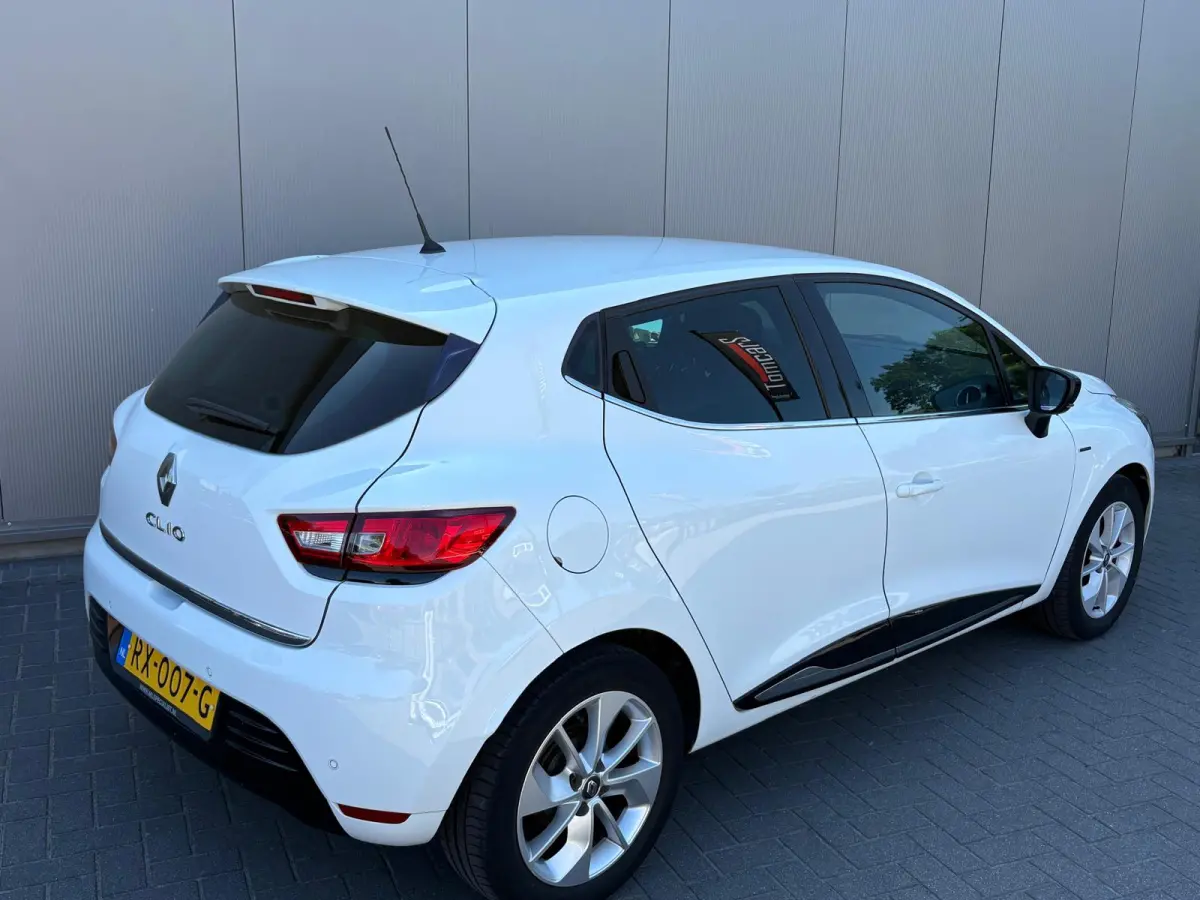 0.9 TCe Limited Navigatie/Bluetooth/Parkeerhulp/Cruise-control