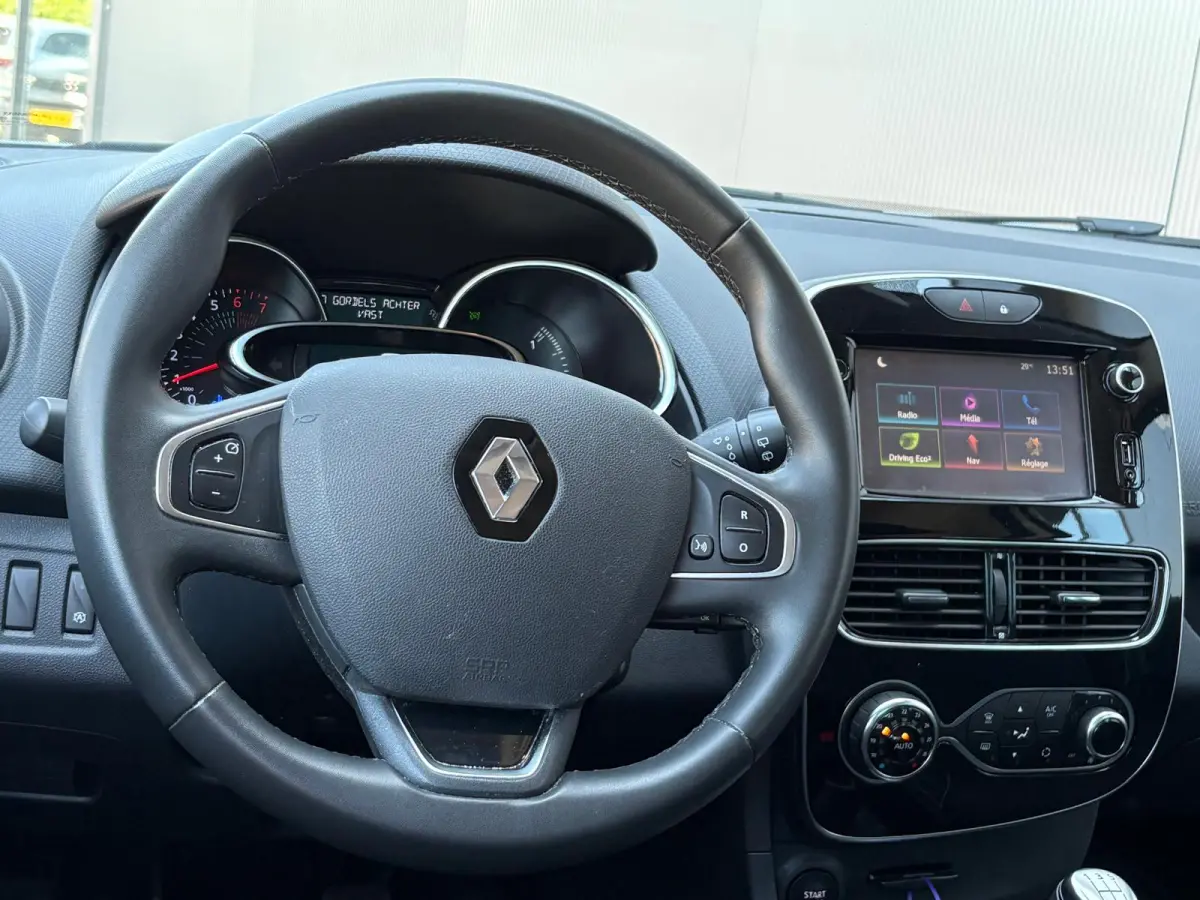 0.9 TCe Limited Navigatie/Bluetooth/Parkeerhulp/Cruise-control