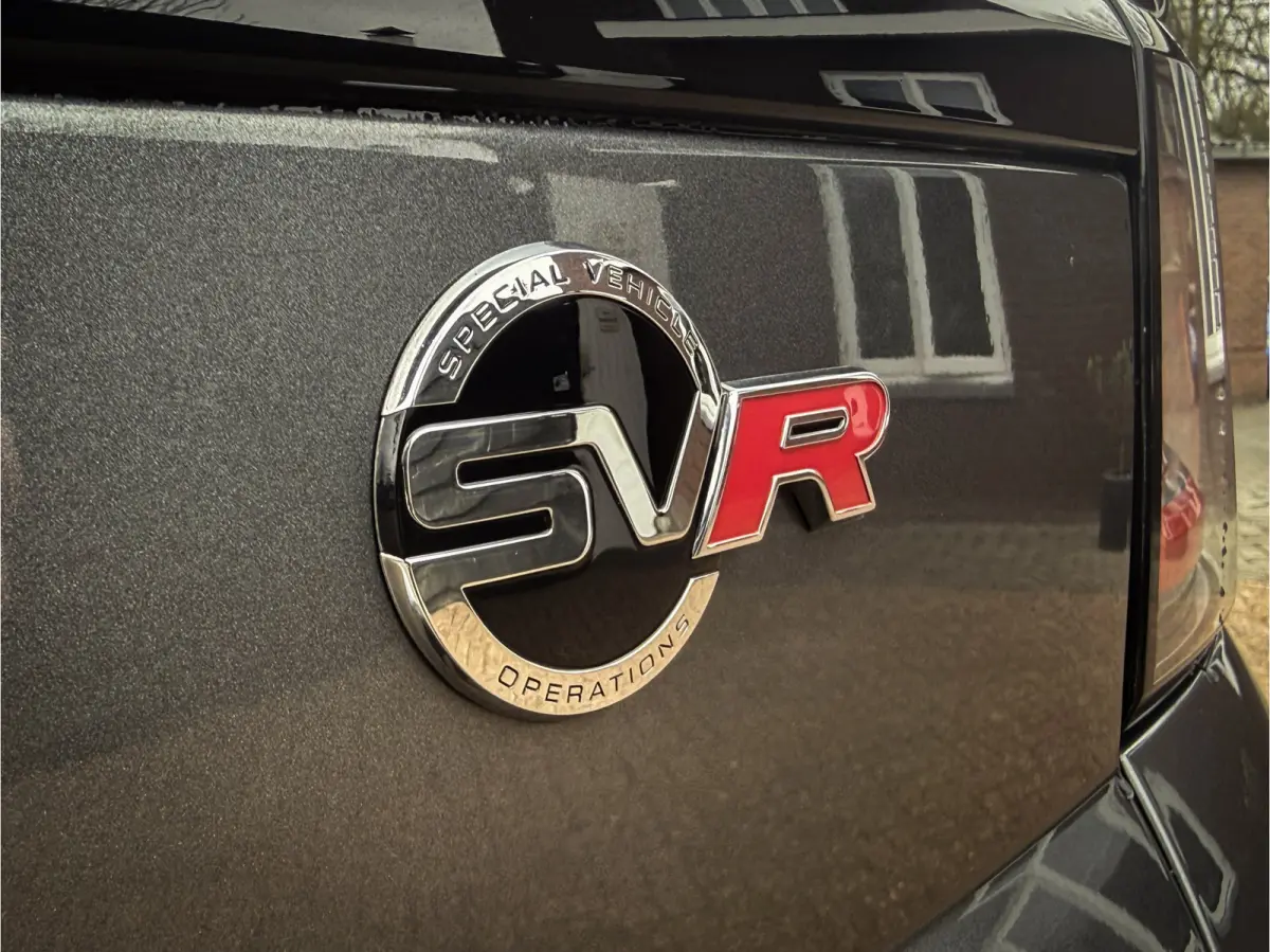 5.0 V8 SC SVR 576 PK ! Facelift ! Carbon ! Pano, Cruis, Airco, Stoelverw voor + achter!