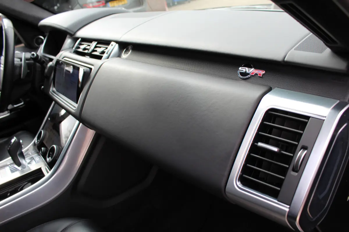 5.0 V8 SC SVR 576 PK ! Facelift ! Carbon ! Pano, Cruis, Airco, Stoelverw voor + achter!