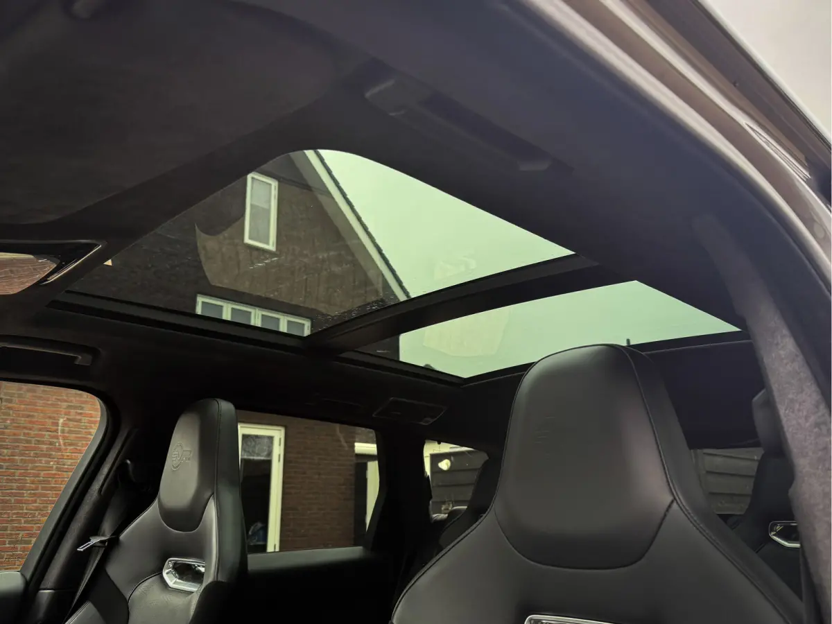 5.0 V8 SC SVR 576 PK ! Facelift ! Carbon ! Pano, Cruis, Airco, Stoelverw voor + achter!
