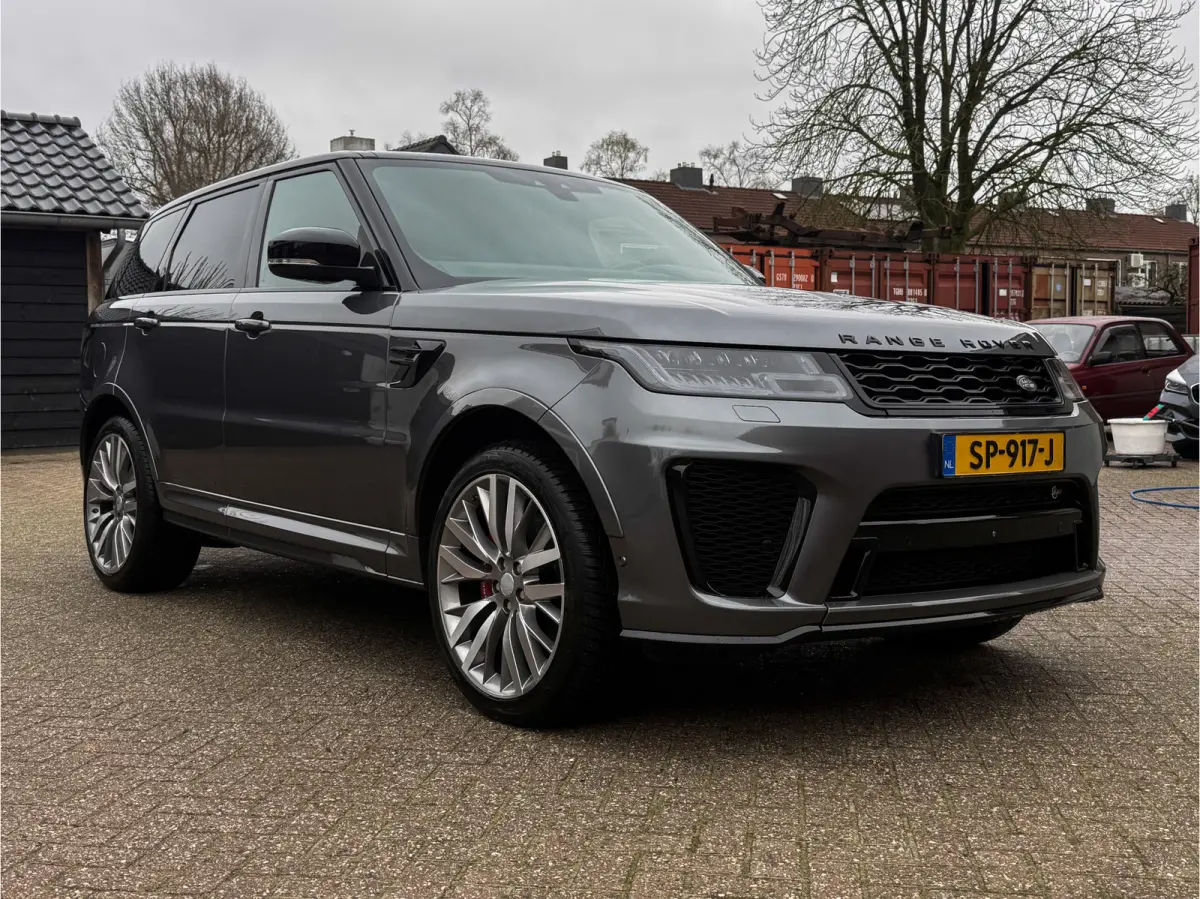 5.0 V8 SC SVR 576 PK ! Facelift ! Carbon ! Pano, Cruis, Airco, Stoelverw voor + achter!