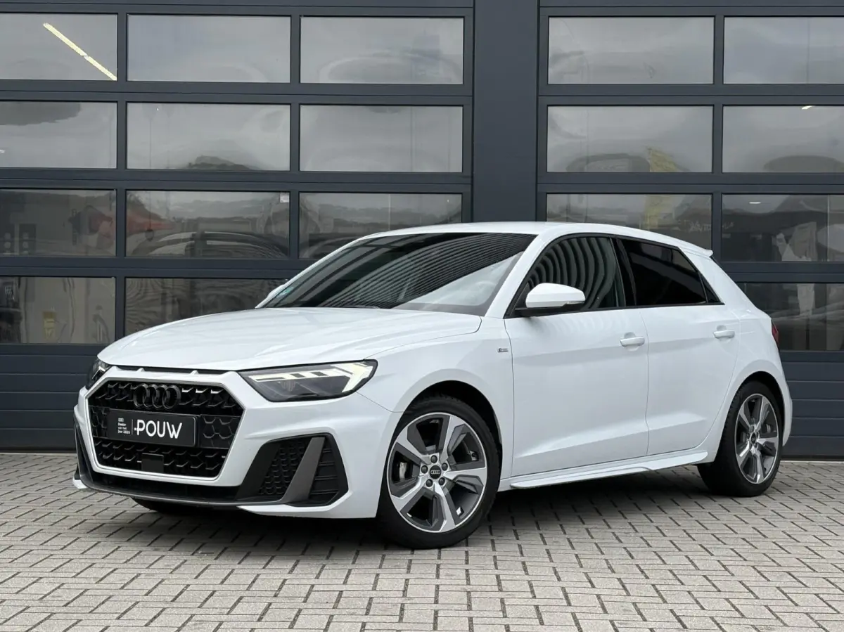 25 TFSI 95pk S Edition | Smartphone interface | Full LED | Zwart optiek | Cruise Control