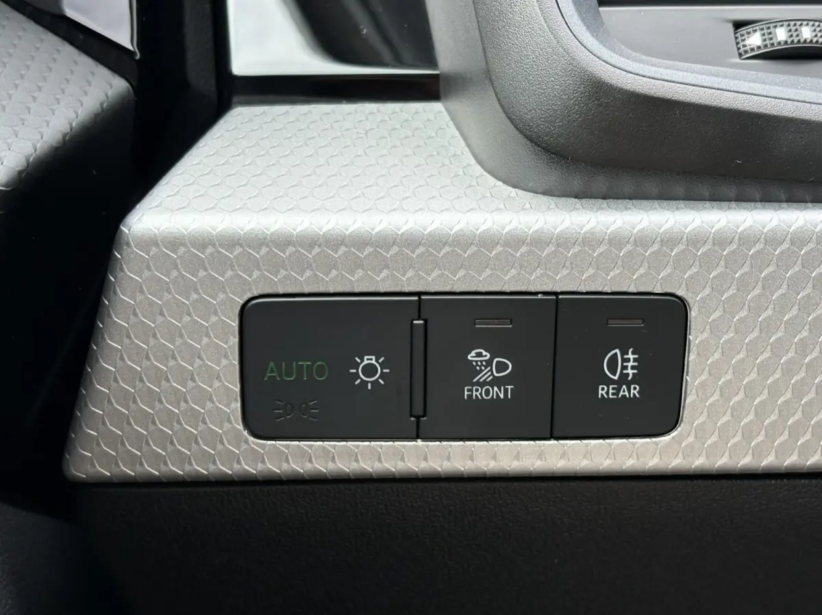 25 TFSI 95pk S Edition | Smartphone interface | Full LED | Zwart optiek | Cruise Control