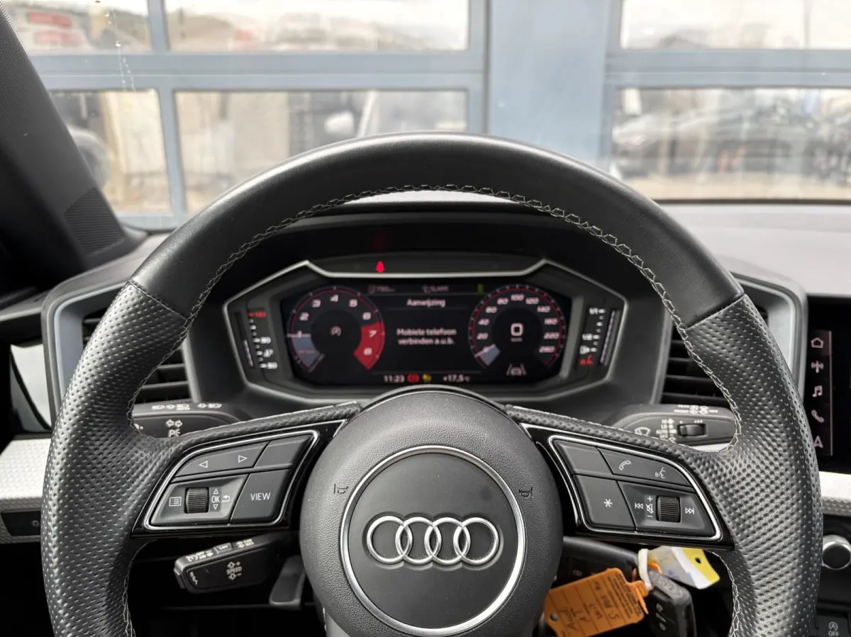 25 TFSI 95pk S Edition | Smartphone interface | Full LED | Zwart optiek | Cruise Control