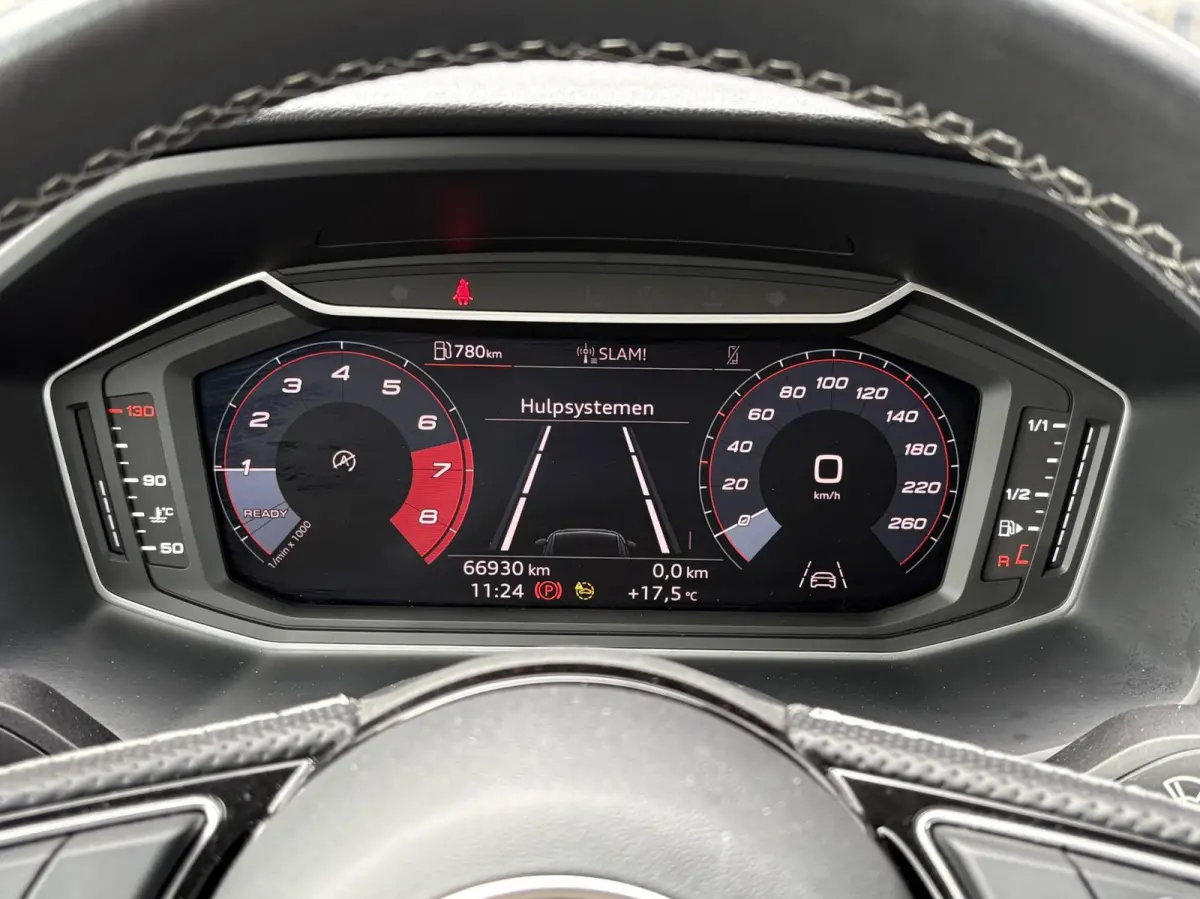 25 TFSI 95pk S Edition | Smartphone interface | Full LED | Zwart optiek | Cruise Control