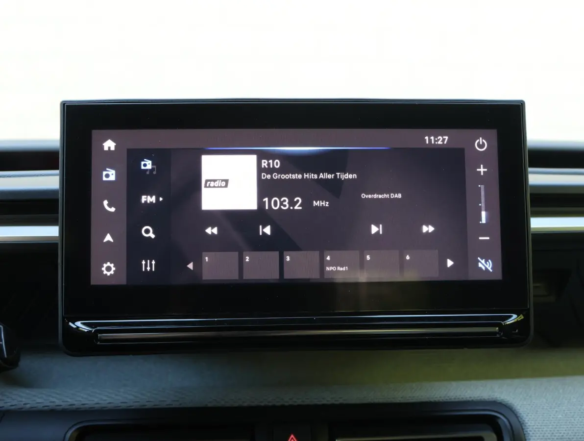 Max 113pk Comfort Range 44 kWh | Navigatie | Apple en Android | Climate control | Achteruitrijcamera
