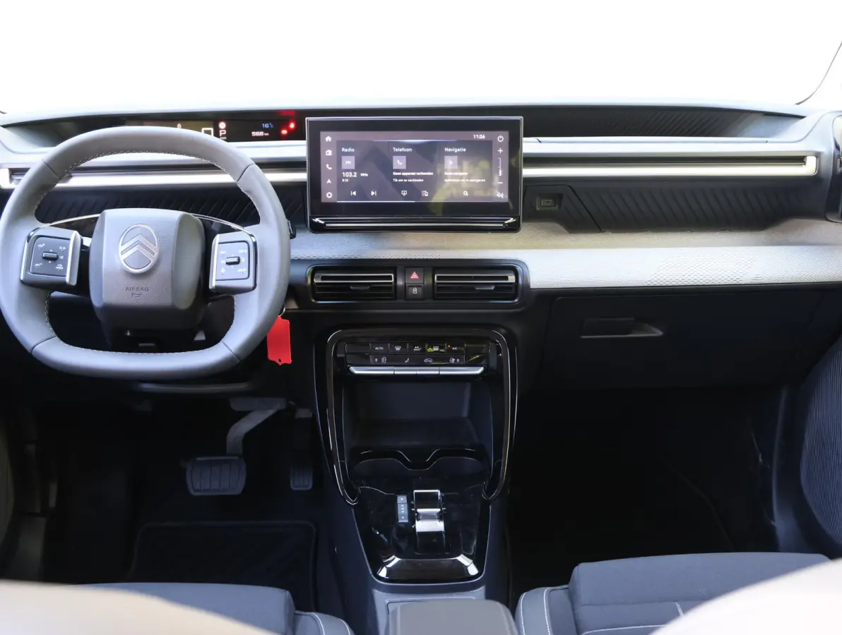 Max 113pk Comfort Range 44 kWh | Navigatie | Apple en Android | Climate control | Achteruitrijcamera