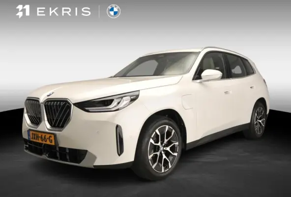 30e xDrive | LED | Navigatie | Sportstoelen | Elektr. zetels | Stoelverwarming | DAB | Alu 19 inch