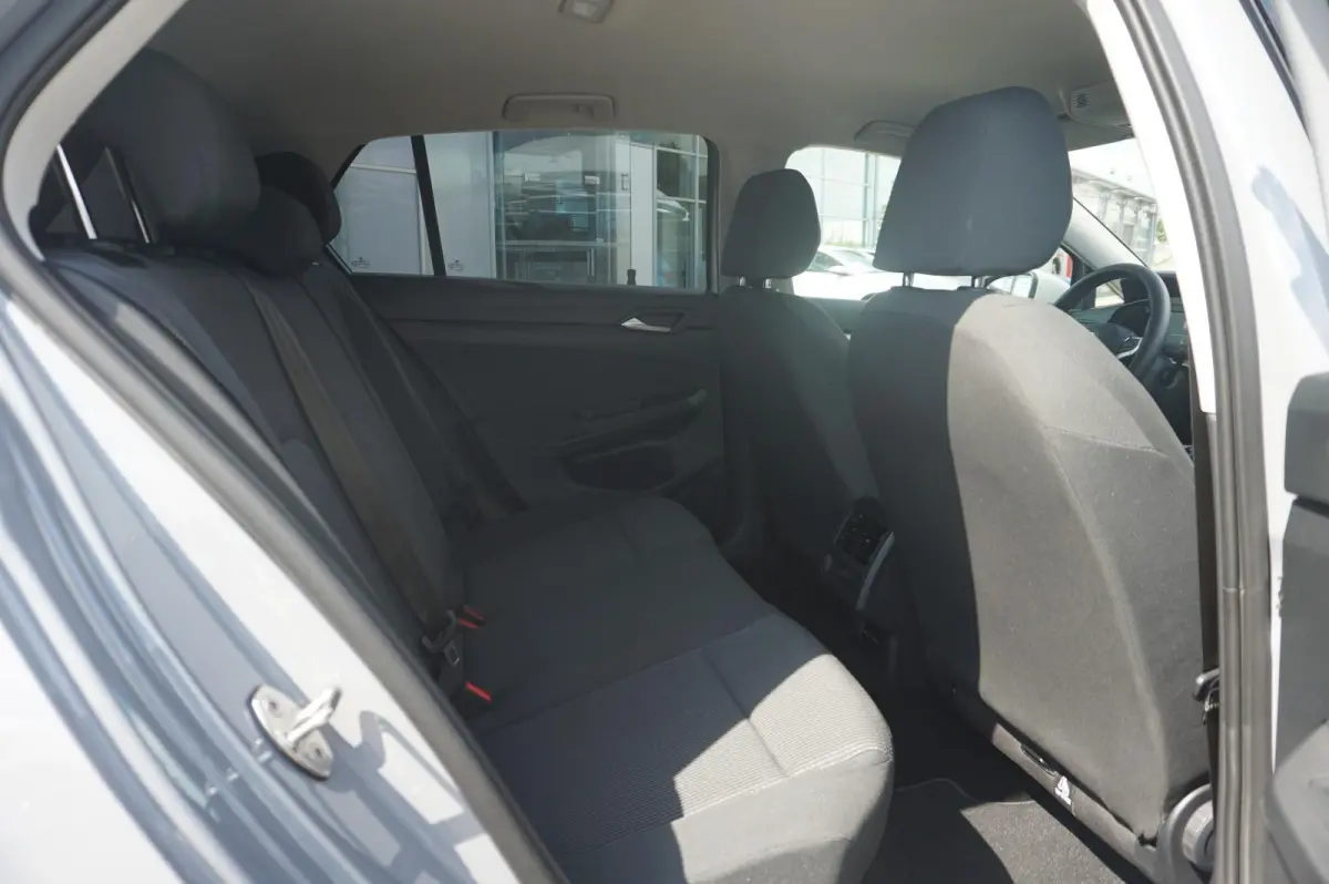 1.0 TSI 90pk | Applecarplay & Androidauto | Keyless Start | Climatronic |