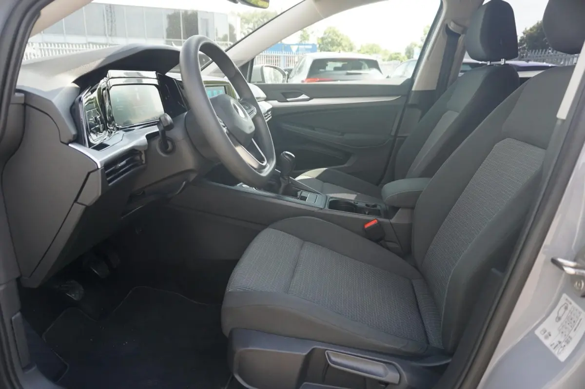 1.0 TSI 90pk | Applecarplay & Androidauto | Keyless Start | Climatronic |