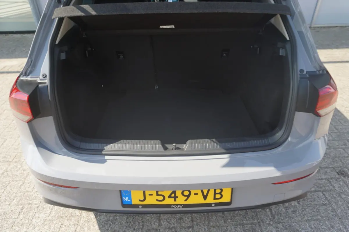 1.0 TSI 90pk | Applecarplay & Androidauto | Keyless Start | Climatronic |