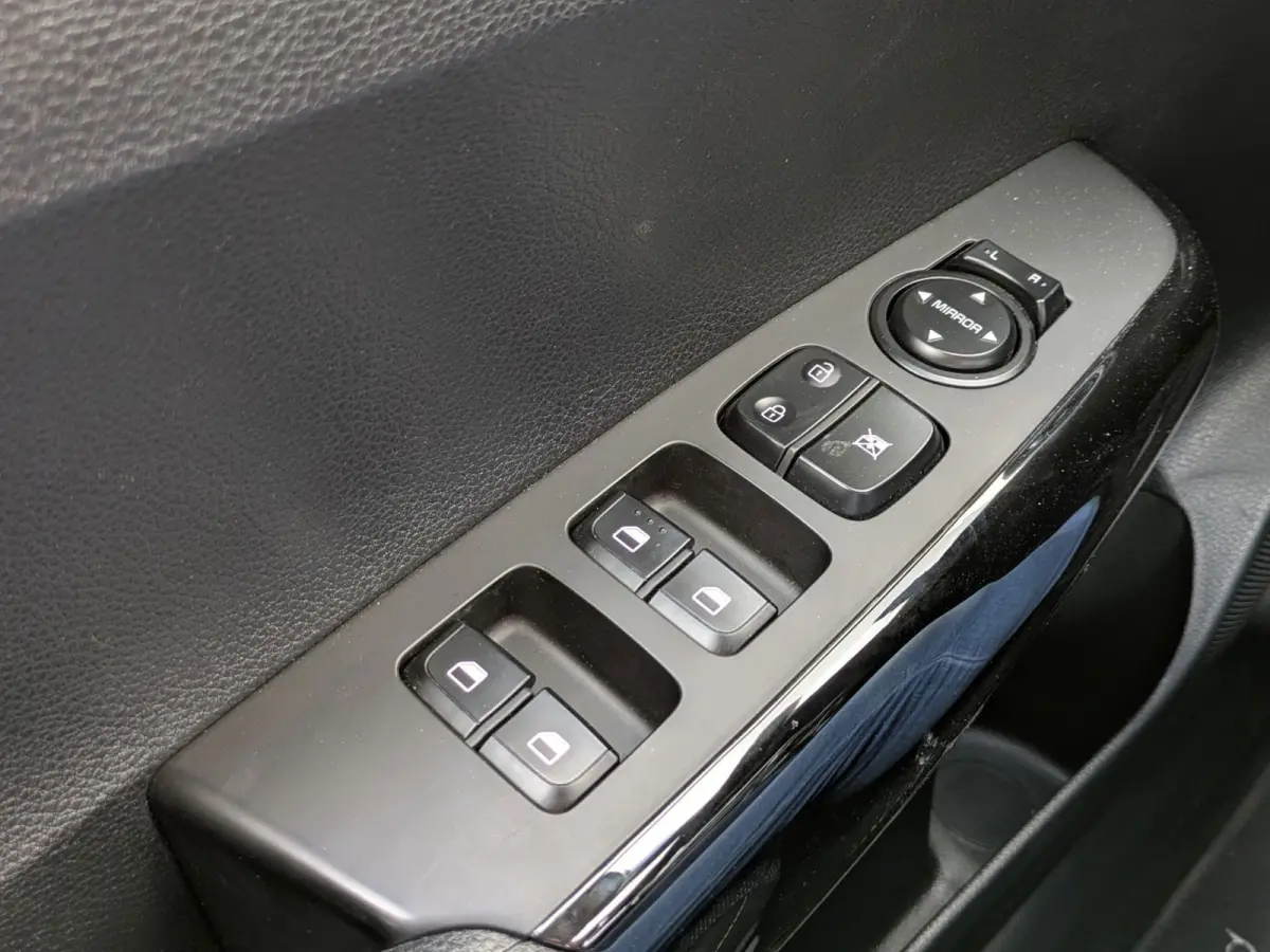 1.0 DPI DynamicLine 5p.|Navi|Camera|Cruise-Control|Lane-Assist|Apple-Carplay/Android-Auto|17.000km