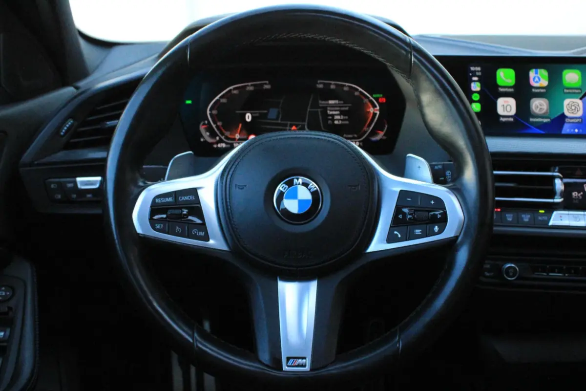 120i High Executive M Sport Pano Stoelverwarming
