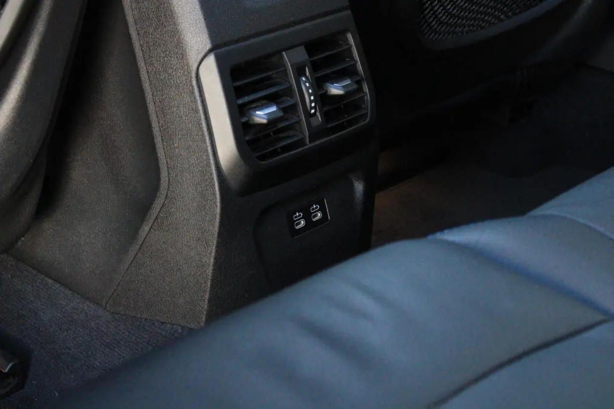120i High Executive M Sport Pano Stoelverwarming