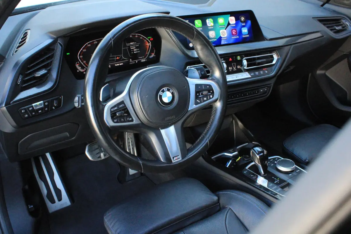 120i High Executive M Sport Pano Stoelverwarming