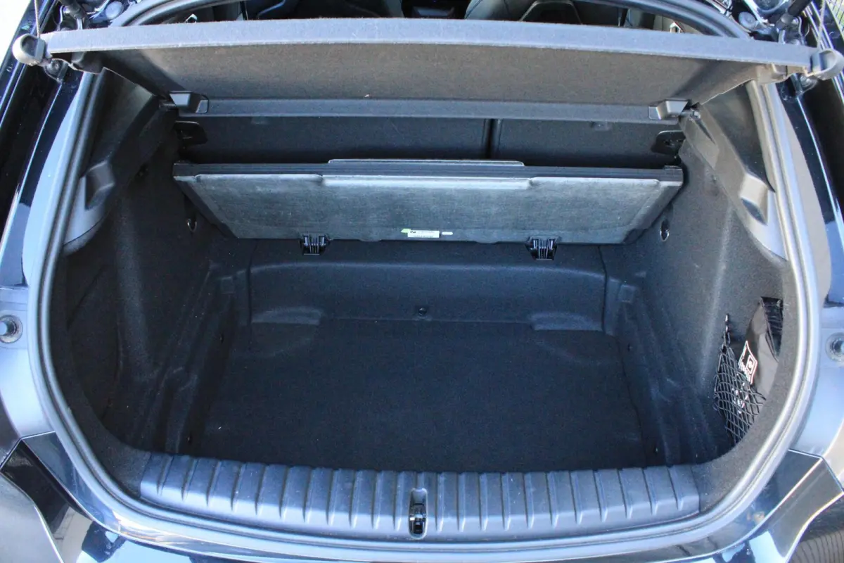 120i High Executive M Sport Pano Stoelverwarming