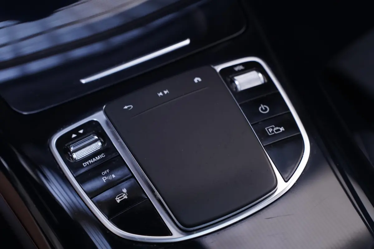 400 4MATIC AMG Line 80 kWh 1e eigen. NAP SOH 96% Navigatie Excellence-pack Premium-Pack Rijassist-Pack wegklapbare-trekhaak 21"-lmv ECC ACC schuif/kantel-dak MEMO Sportstoelen half leder ver