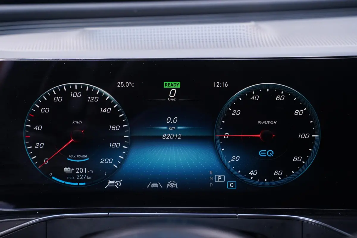 400 4MATIC AMG Line 80 kWh 1e eigen. NAP SOH 96% Navigatie Excellence-pack Premium-Pack Rijassist-Pack wegklapbare-trekhaak 21"-lmv ECC ACC schuif/kantel-dak MEMO Sportstoelen half leder ver