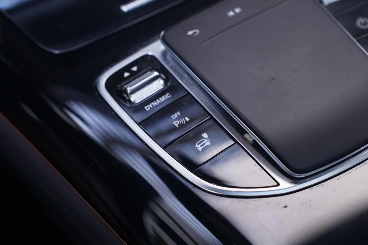400 4MATIC AMG Line 80 kWh 1e eigen. NAP SOH 96% Navigatie Excellence-pack Premium-Pack Rijassist-Pack wegklapbare-trekhaak 21"-lmv ECC ACC schuif/kantel-dak MEMO Sportstoelen half leder ver