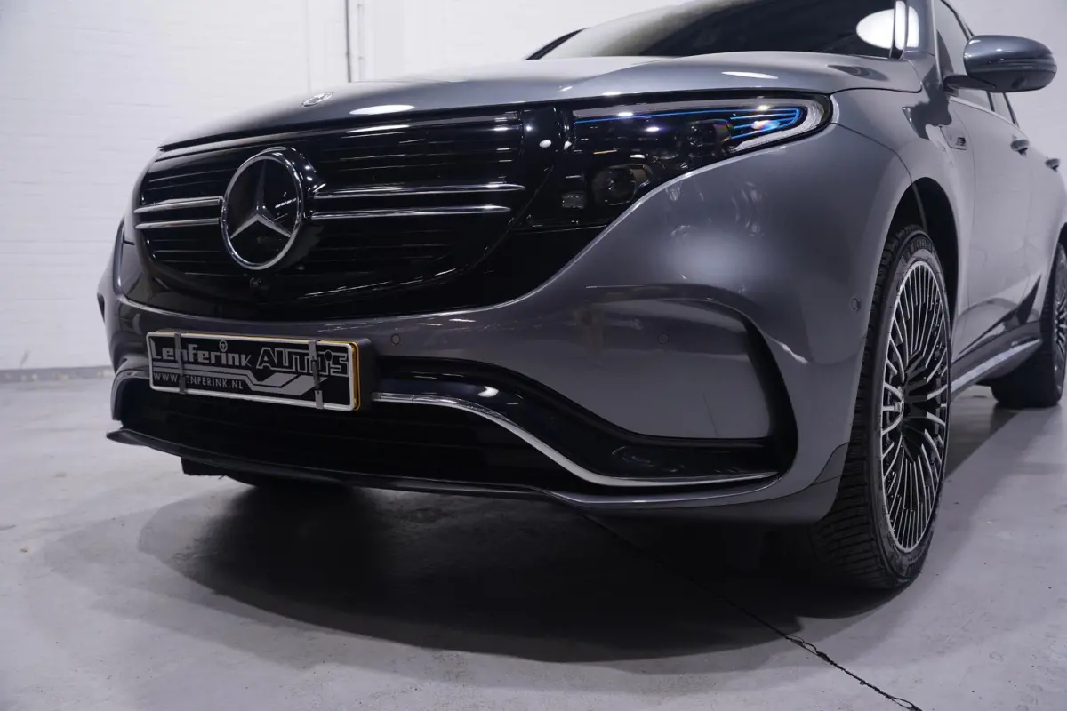 400 4MATIC AMG Line 80 kWh 1e eigen. NAP SOH 96% Navigatie Excellence-pack Premium-Pack Rijassist-Pack wegklapbare-trekhaak 21"-lmv ECC ACC schuif/kantel-dak MEMO Sportstoelen half leder ver