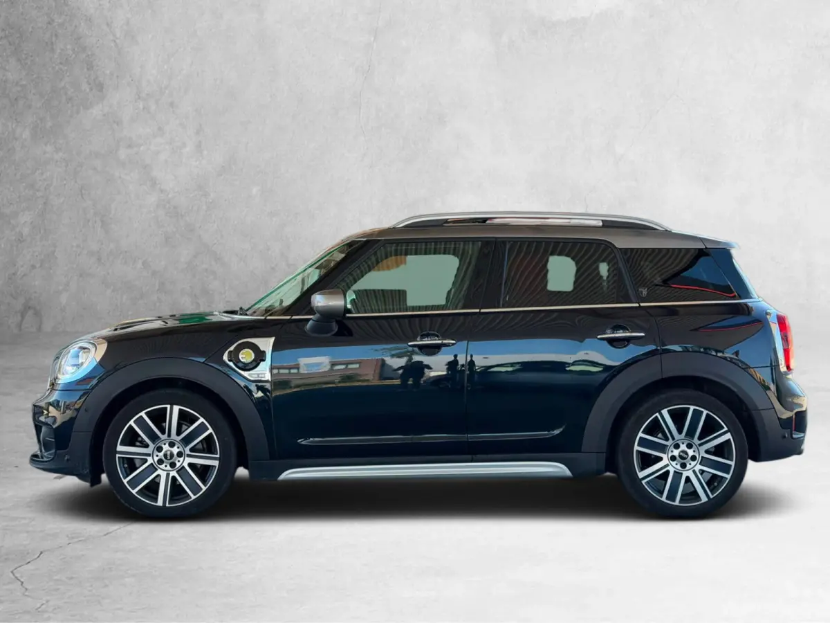 1.5 Cooper ALL4 Chili (Dealer OndH, Panorama, Head-up, Camera, Addapt Cruise, Stoelv, Navi, Etc)