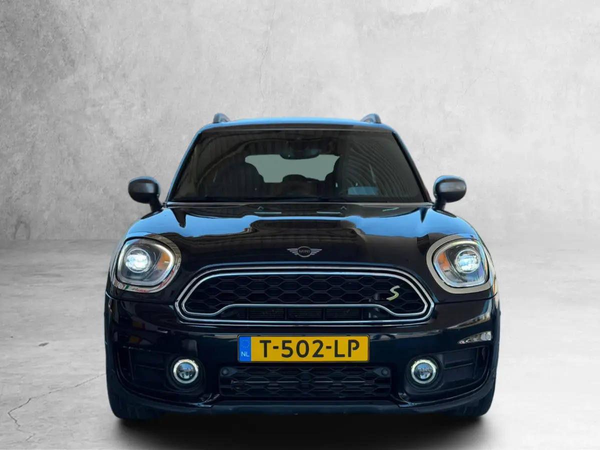 1.5 Cooper ALL4 Chili (Dealer OndH, Panorama, Head-up, Camera, Addapt Cruise, Stoelv, Navi, Etc)