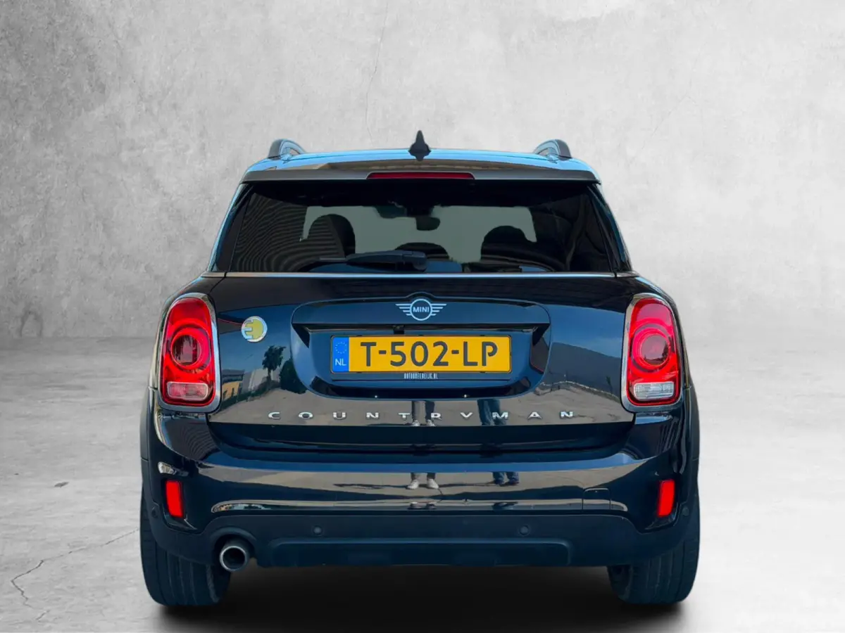 1.5 Cooper ALL4 Chili (Dealer OndH, Panorama, Head-up, Camera, Addapt Cruise, Stoelv, Navi, Etc)