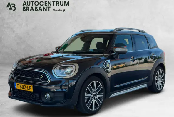 1.5 Cooper ALL4 Chili (Dealer OndH, Panorama, Head-up, Camera, Addapt Cruise, Stoelv, Navi, Etc)
